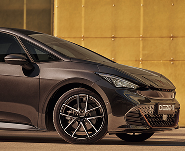 DEZENT TO dark Cupra Born