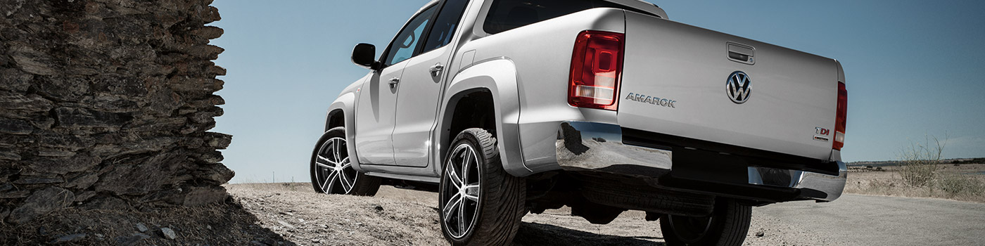 DEZENT TH dark Felge VW Amarok