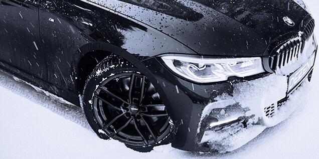 DEZENT TR black BMW 3