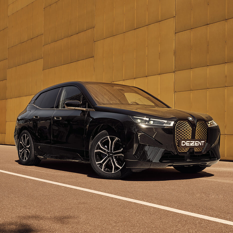 DEZENT TV dark BMW iX