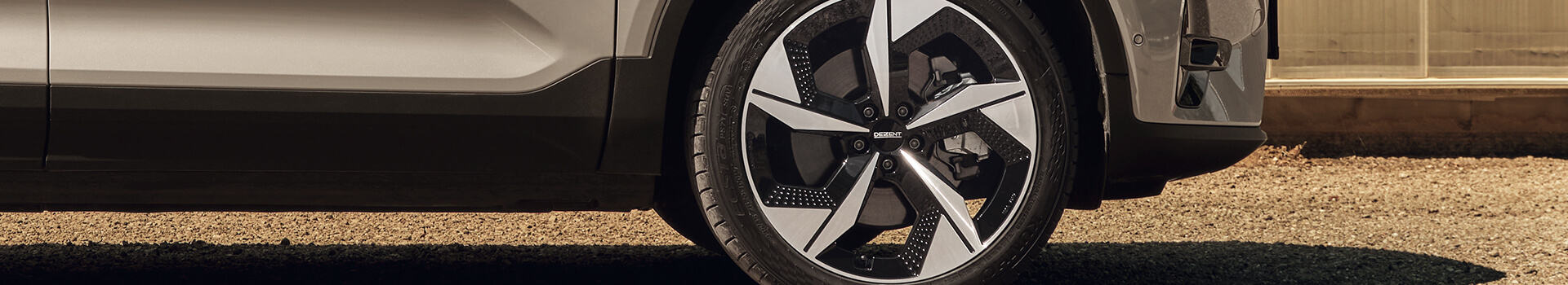 DEZENT AO dark Volvo C40 g&uuml;nstige Alufelgen Felgen 