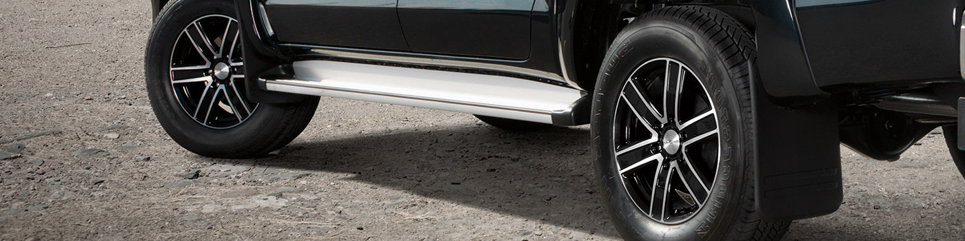 DEZENT TJ dark Felge Toyota Hilux