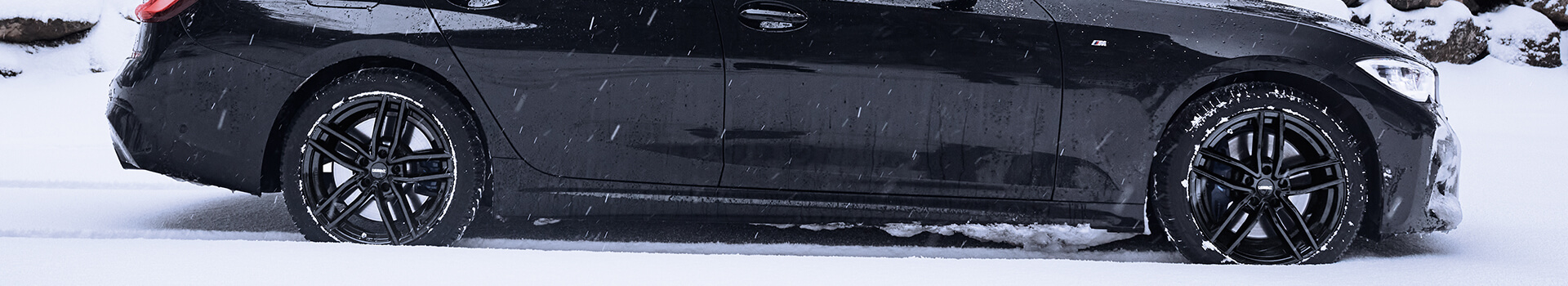 BMW 3 DEZENT TR black