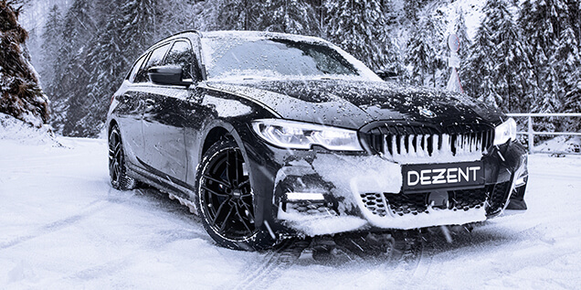 BMW 3 DEZENT TR black