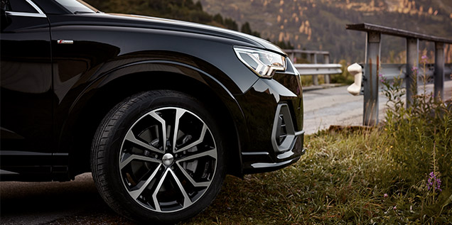 DEZENT TA dark Audi Q3