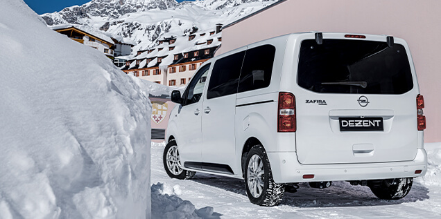 DEZENT TV silver Opel Zafira-E Life