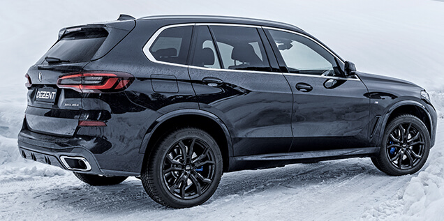 DEZENT TV black BMW X5