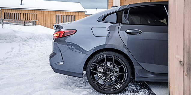 DEZENT TO black BMW Gran Coup&eacute;